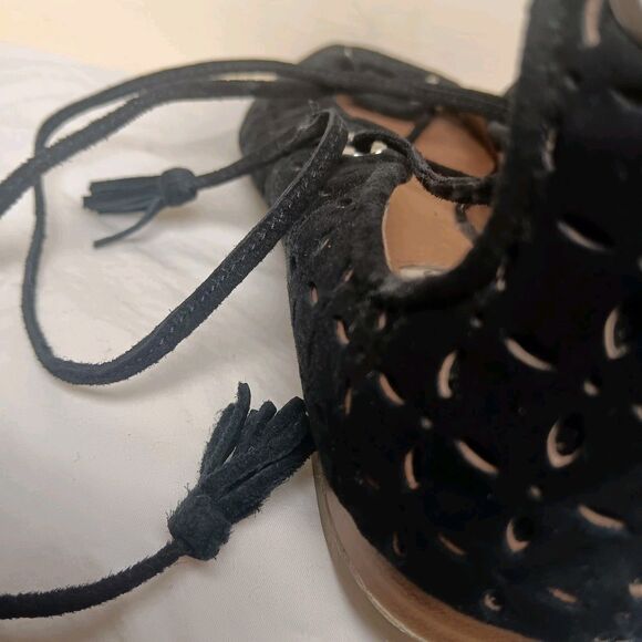 NWT HALOGEN Black LEATHER Suede LASERCUT Lace Up TASSLE Ballet Flats Sz 8.5 M - Picture 6 of 14
